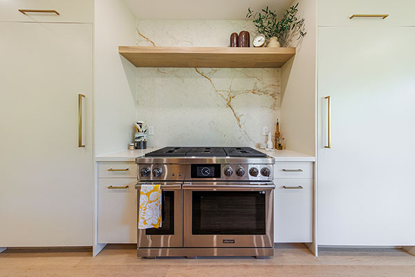 image of beautiful luxury kitchen with neolith countertops and UA Floors flooring